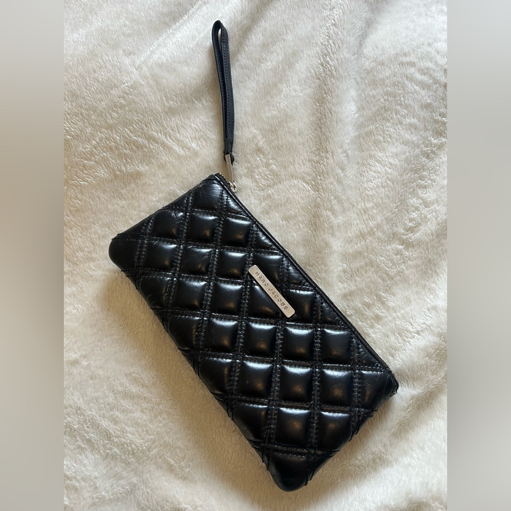 Marc Jacobs Wristlet Black Quilted Wristlet Bag